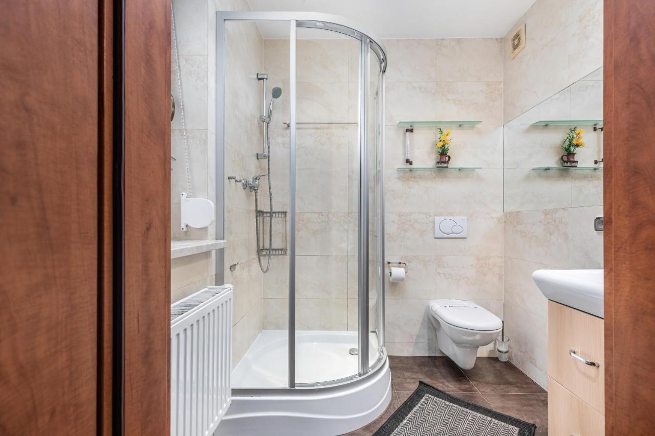 Apartamenty Zeromskiego 29 By Noclegi Renters Swinoujscie Kültér fotó